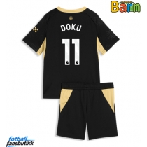 Manchester City Jeremy Doku #11 Bortedraktsett Barn 2026-27 Kortermet (+ Korte bukser)